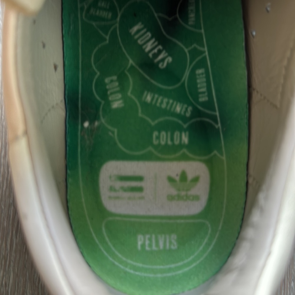 ADIDAS - Picture 4 of 4